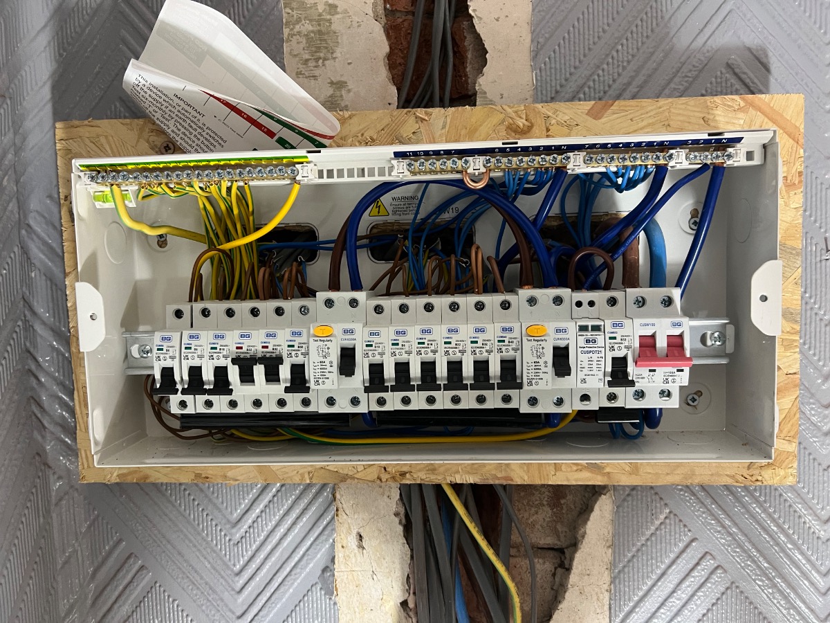 Electrician: Image 4